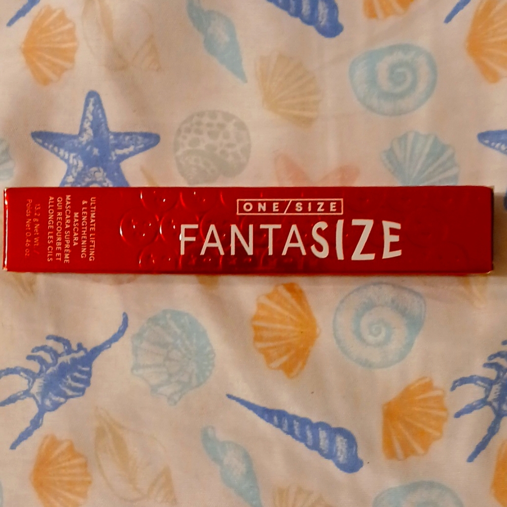 One Size Fantasize Ultimate Lifting & Lengthening Mascara